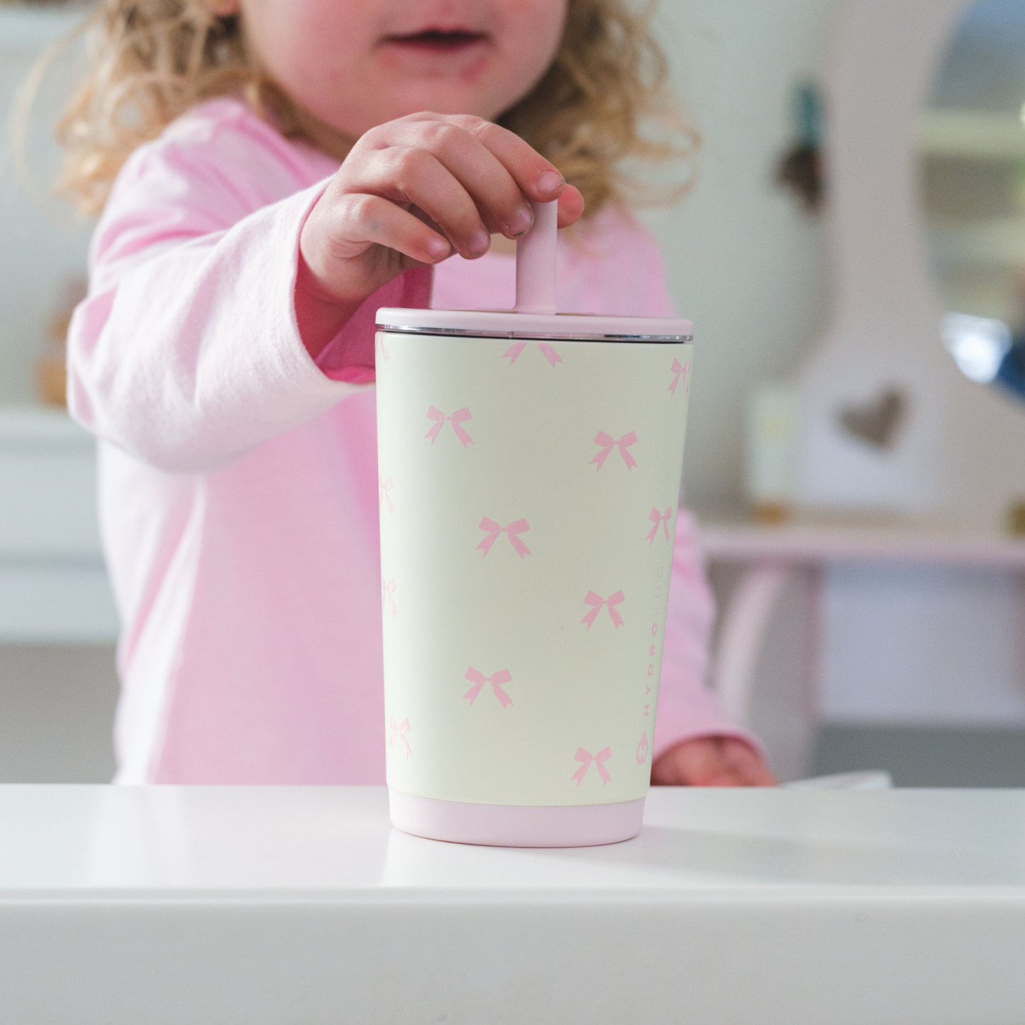 bows-14oz-415ml-j0 EverydayTumbler-Bows-WPI_1.png
