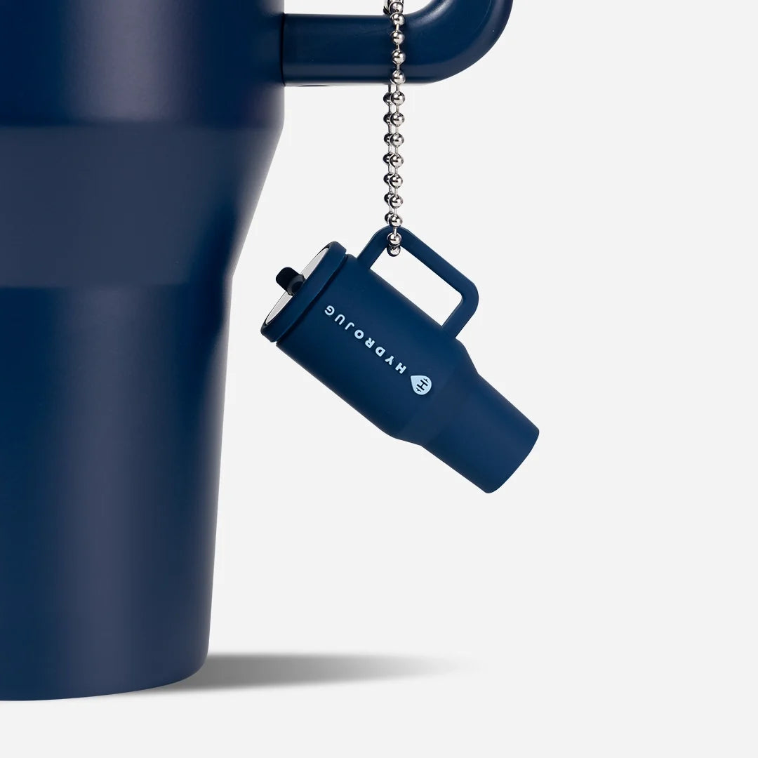 traveler-keychain-h2 Web-TravelerKeychainPhotos-Navy2.webp